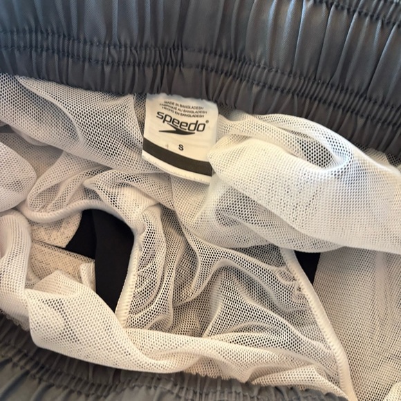 Men’s Speedo Long Swim Trunks. Black and Gray. Size S. - Picture 7 of 7